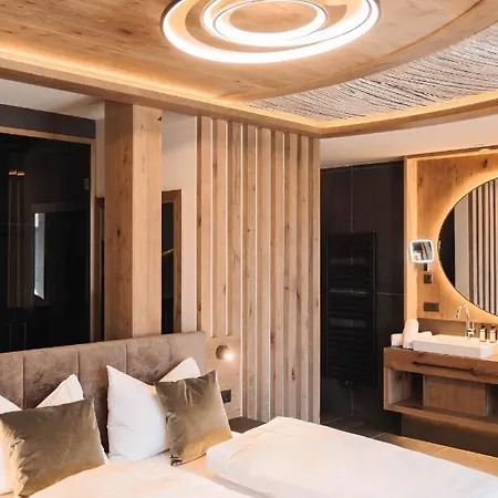 Leitgam Luxury For Two Hotel Chienes
