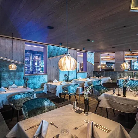 Leitgam Luxury For Two Chienes